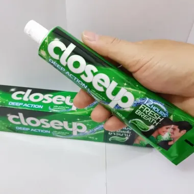Kem đánh răng Closeup Thái Lan 160g – Đánh thức hơi thở thơm mát, nụ cười trắng sáng từ Thái Lan