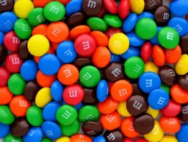 Kẹo socola M&M 200g – Trải nghiệm socola sữa trứ danh từ Vương Quốc Anh